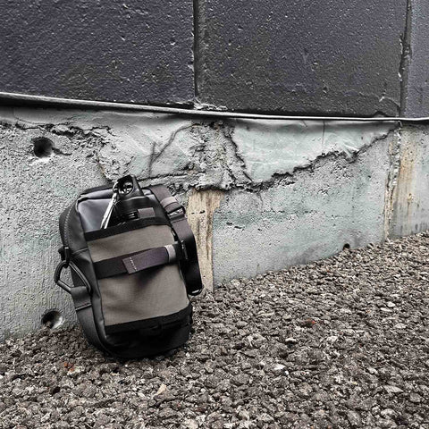 CIE - GRID3 BOTTLE MINI SHOULDER BAG (S)