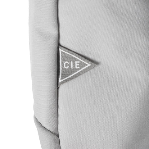 CIE-TENDER BOTTLE SHOULDER