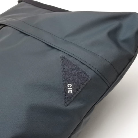 CIE - FLOW DRY SHOULDER BAG - L