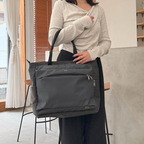 CIE-LEAP TOTE BAG