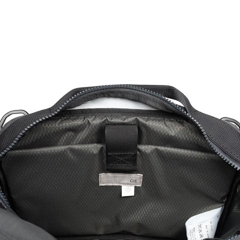 CIE - GRID0 BOTTLE SHOULDER BAG (L)